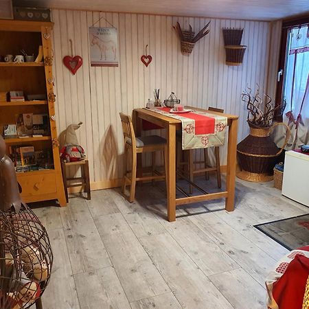 La Ferme de Là-haut B&B Le Haut-du-Them Ngoại thất bức ảnh