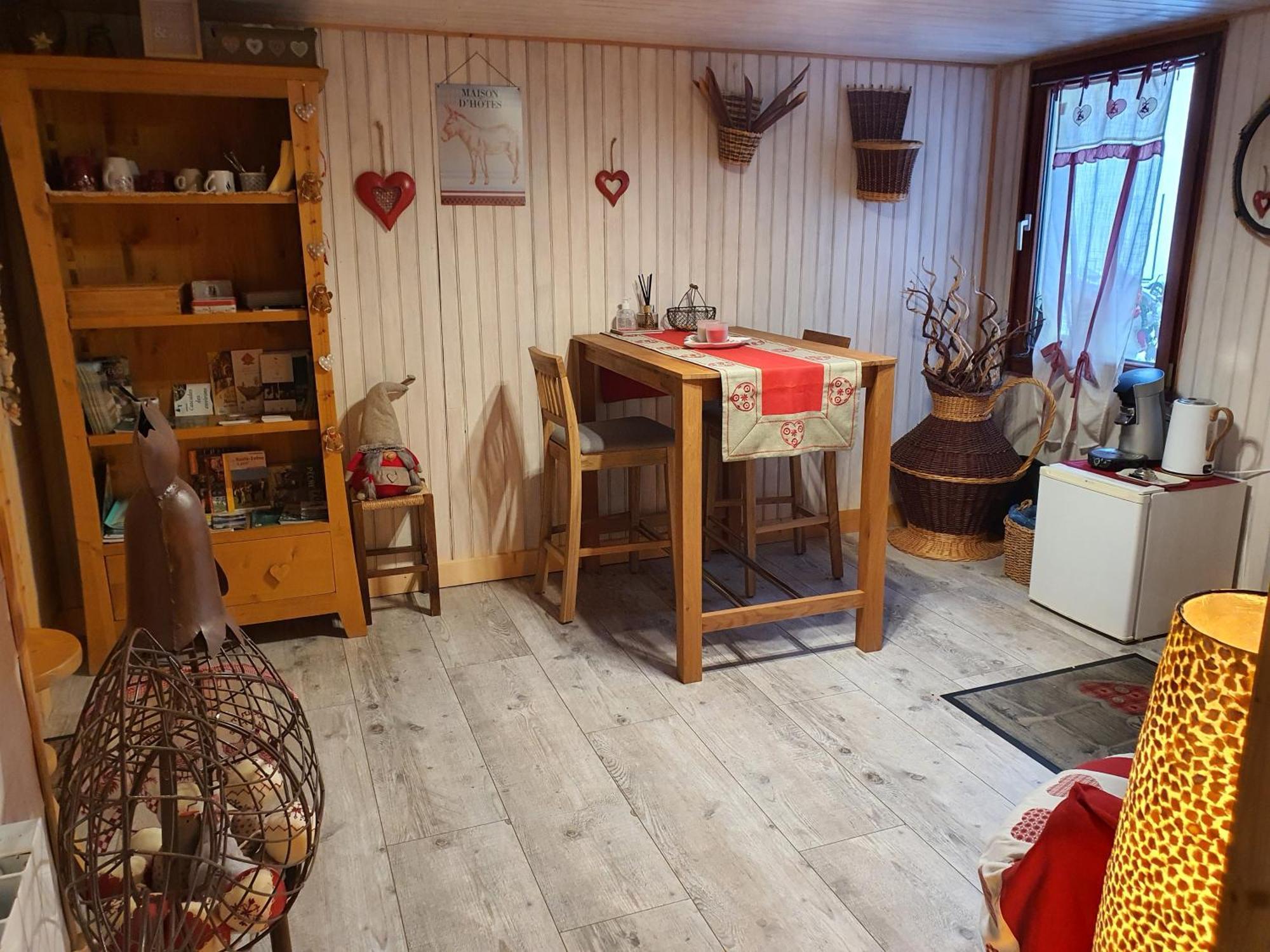 La Ferme de Là-haut B&B Le Haut-du-Them Ngoại thất bức ảnh